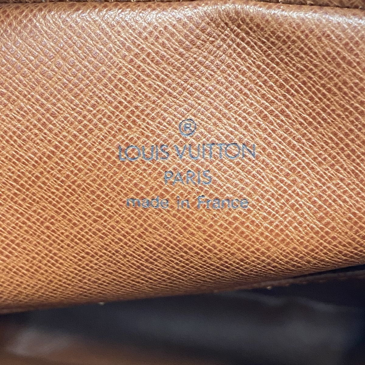 Louis Vuitton Shoulder Bag Monogram Amazon Brown — view 5