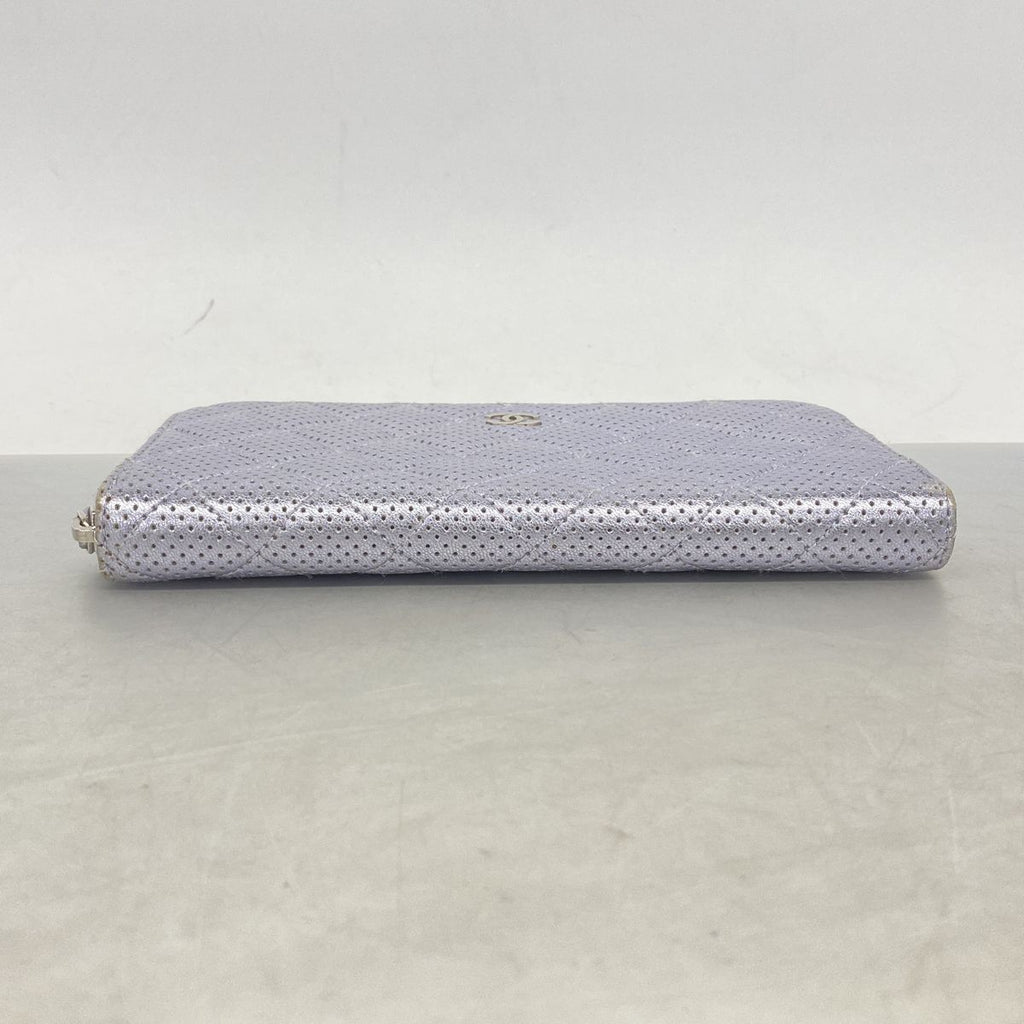 Chanel Wallet Quilted Perforated Leather Purple Silver — view 2