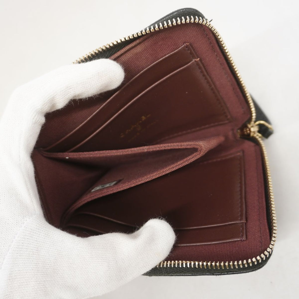 Chanel Wallet Quilted Caviar Leather Black Gold — view 3