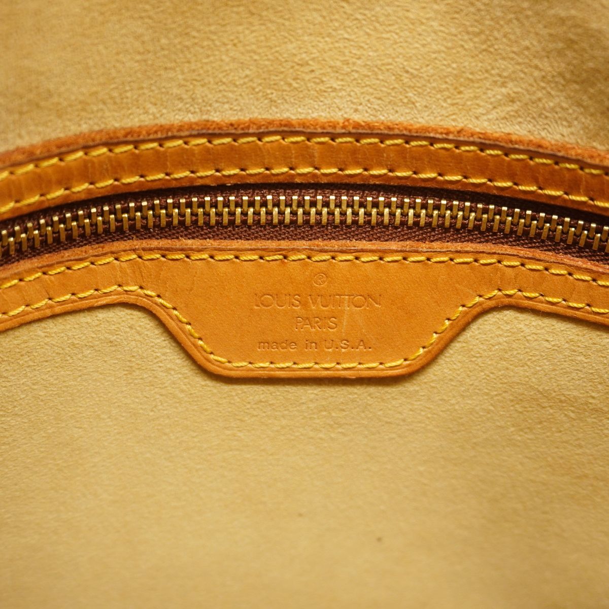 Louis Vuitton Shoulder Bag Monogram Looping GM Brown — view 5