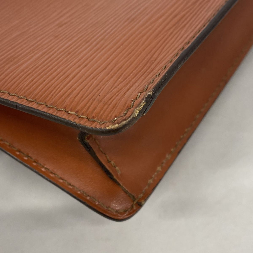 Louis Vuitton Clutch Epi Pochette Series Dragonne Kenya Brown — view 7