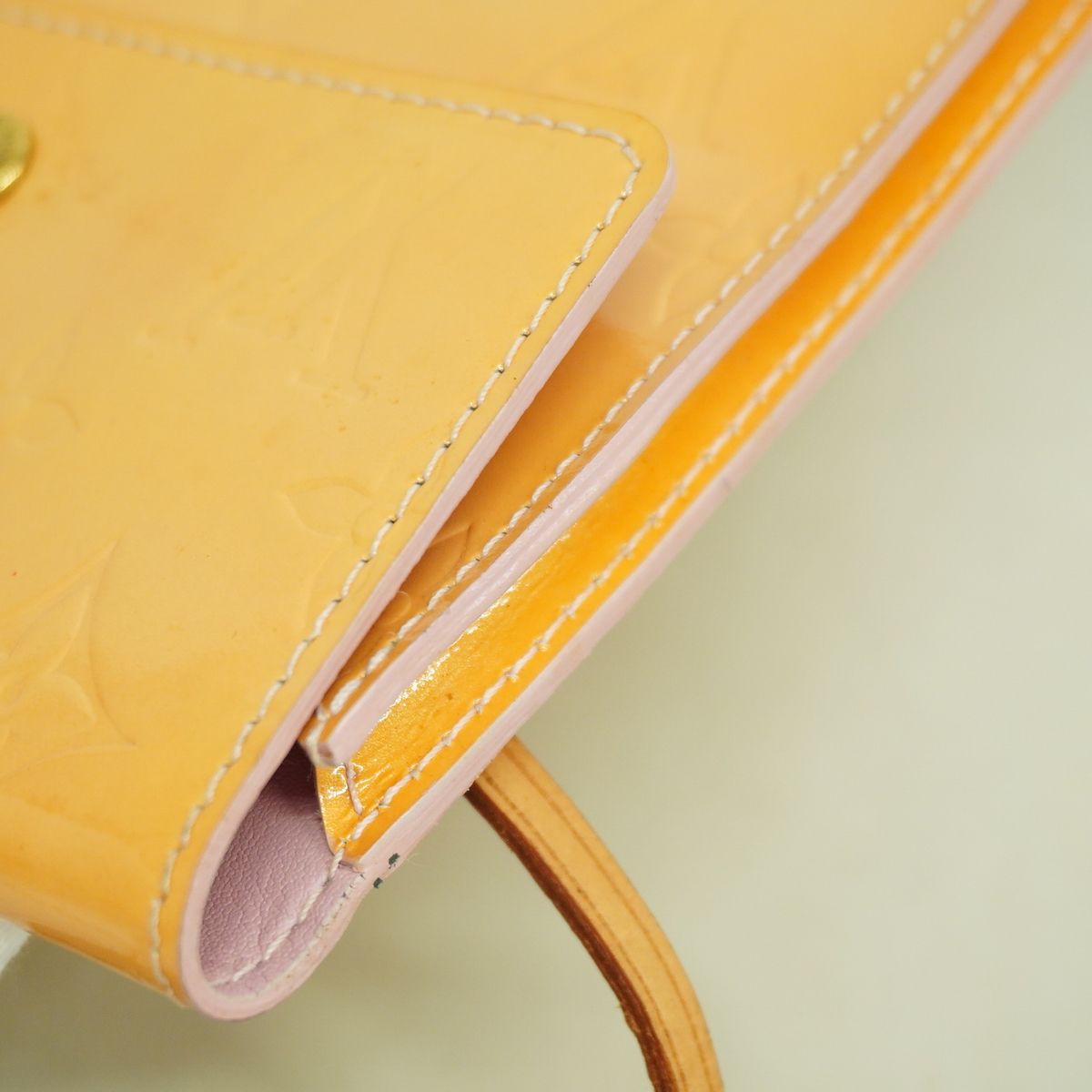 Louis Vuitton Shoulder Bag Vernis Kenmare Rose — view 8