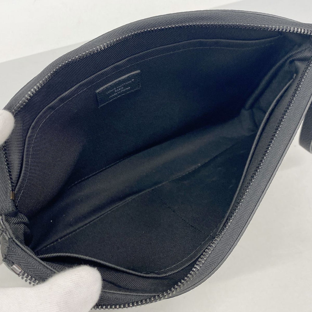Louis Vuitton Clutch Damoflage Pochette Voyage Souple Black — view 4