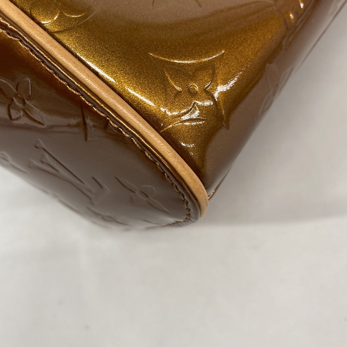 Louis Vuitton Handbag Vernis Tompkins Square Blanc — view 6