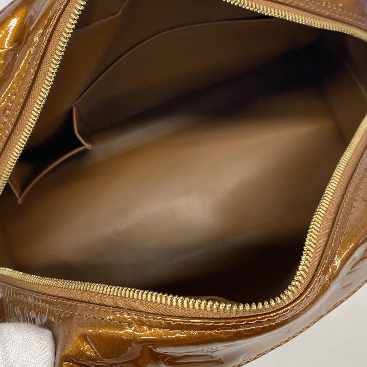 Louis Vuitton Handbag Vernis Tompkins Square Blanc — view 4