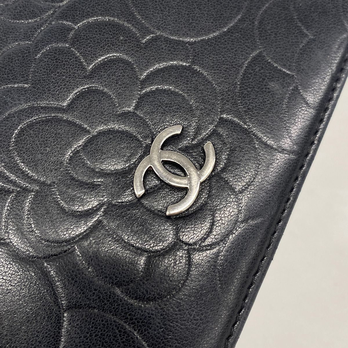 Chanel Wallet Camellia Lambskin Black Silver — view 7