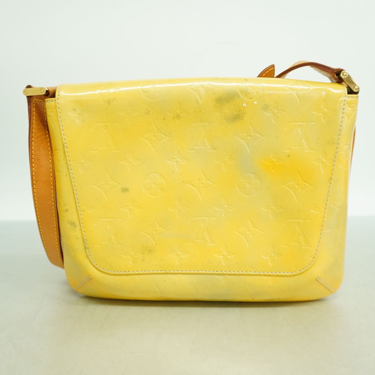 Louis Vuitton Shoulder Bag Vernis Thompson Street Gray — view 8