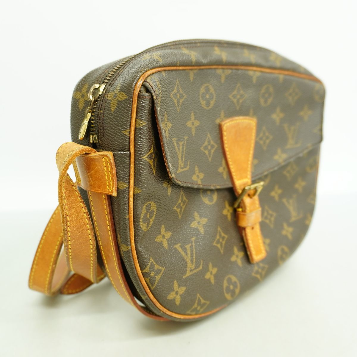 Louis Vuitton Shoulder Bag Monogram Jeune Fille GM Brown — view 2