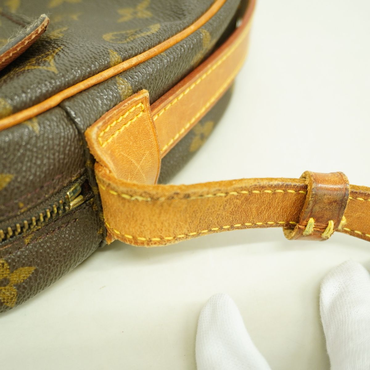 Louis Vuitton Shoulder Bag Monogram Jeune Fille GM Brown — view 8