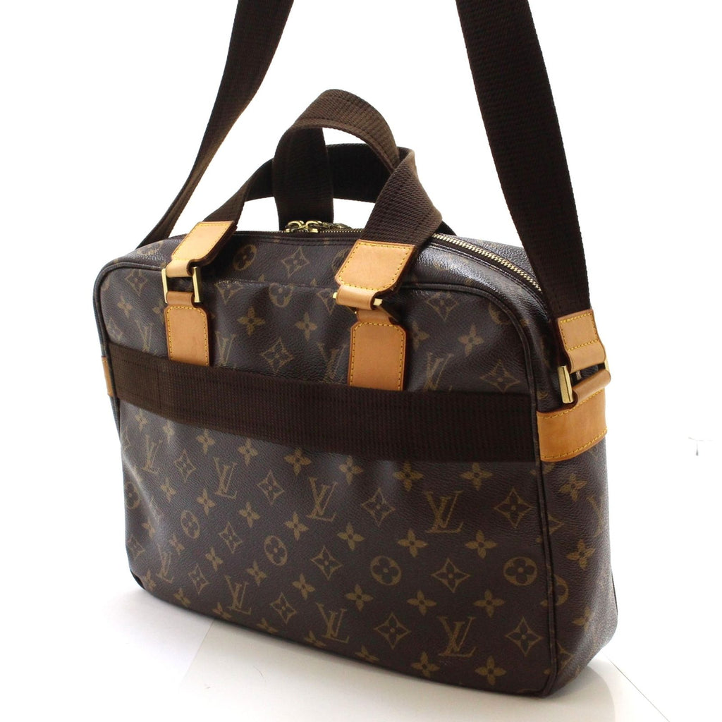 Louis Vuitton Sac Bosphore Shoulder Bag Monogram — view 2