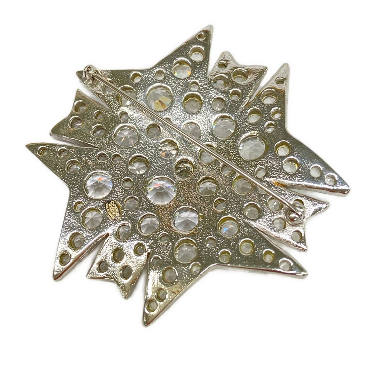 Chanel Brooch CC Logo Silver — view 2