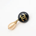 Chanel Single Earrings CC Logo Gold Black Faux Pearl Drop Swing Vintage 95P
