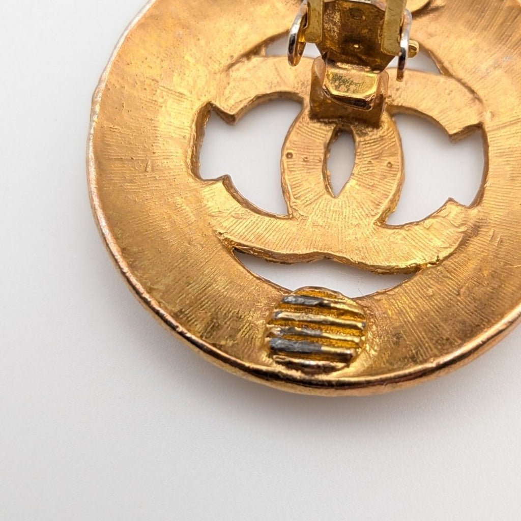 Chanel CC Logo Mesh Braided Pattern Gold Round Sheer Single Earrings First — view 4