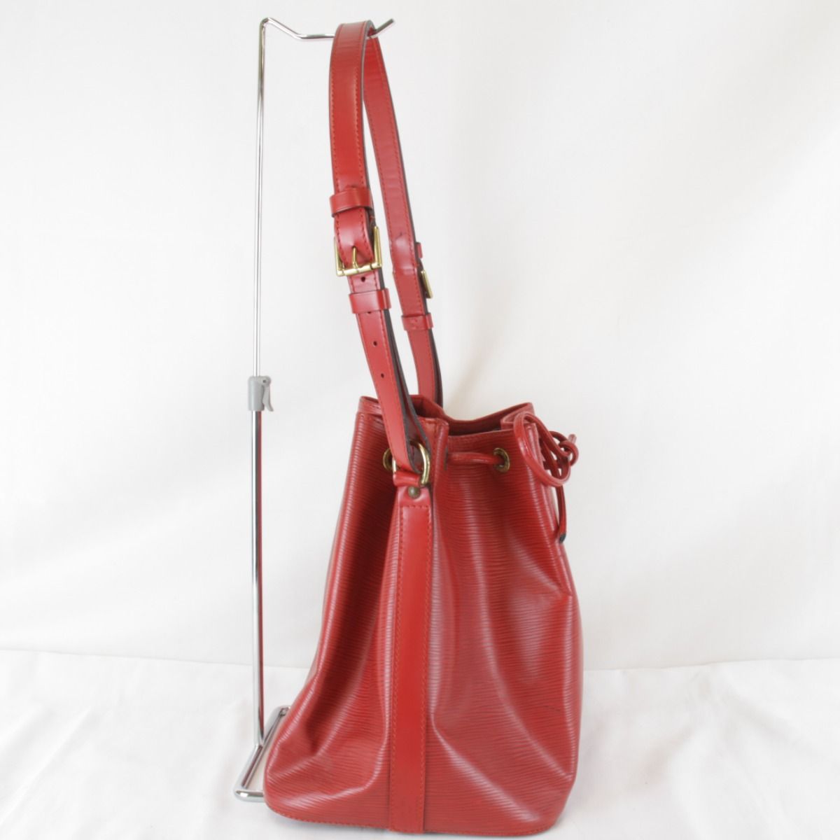 Louis Vuitton Petit Noe Shoulder Bag Epi Leather Red — view 3