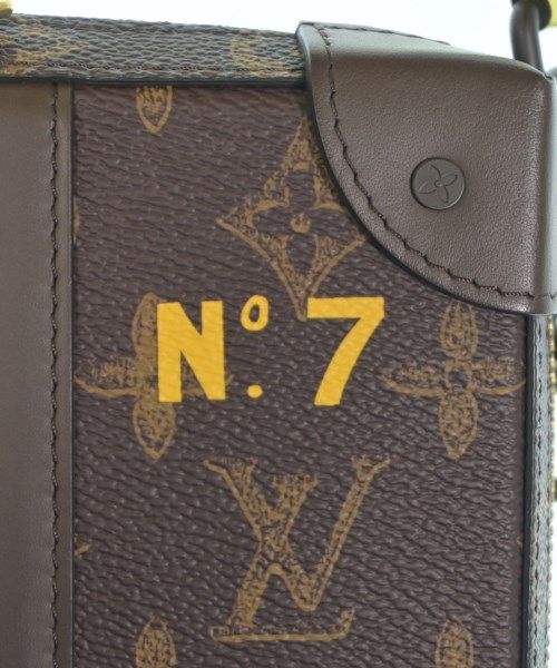 Louis Vuitton Shoulder Bag — view 8