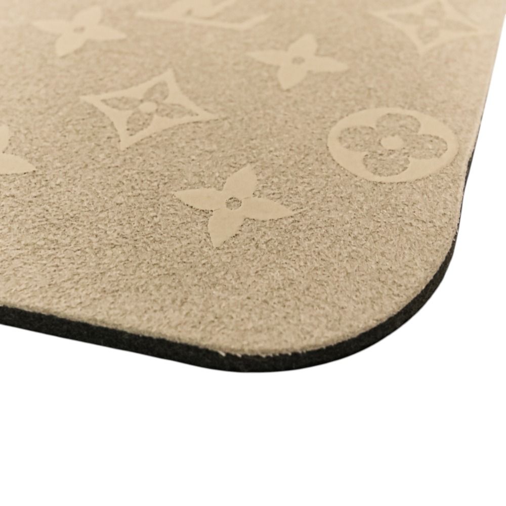 Louis Vuitton Monogram Shoulder Strap Yoga Mat Bag Gray — view 5
