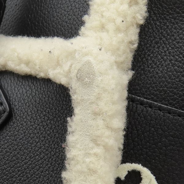Louis Vuitton 2-Way Bag on My Side MM Leather Shearling Black White Gold Fur — view 7