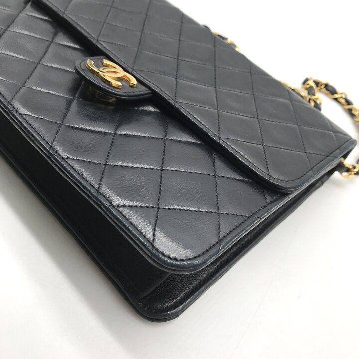 Chanel CC Logo Push Lock Lambskin Quilted Shoulder Bag Black — view 4