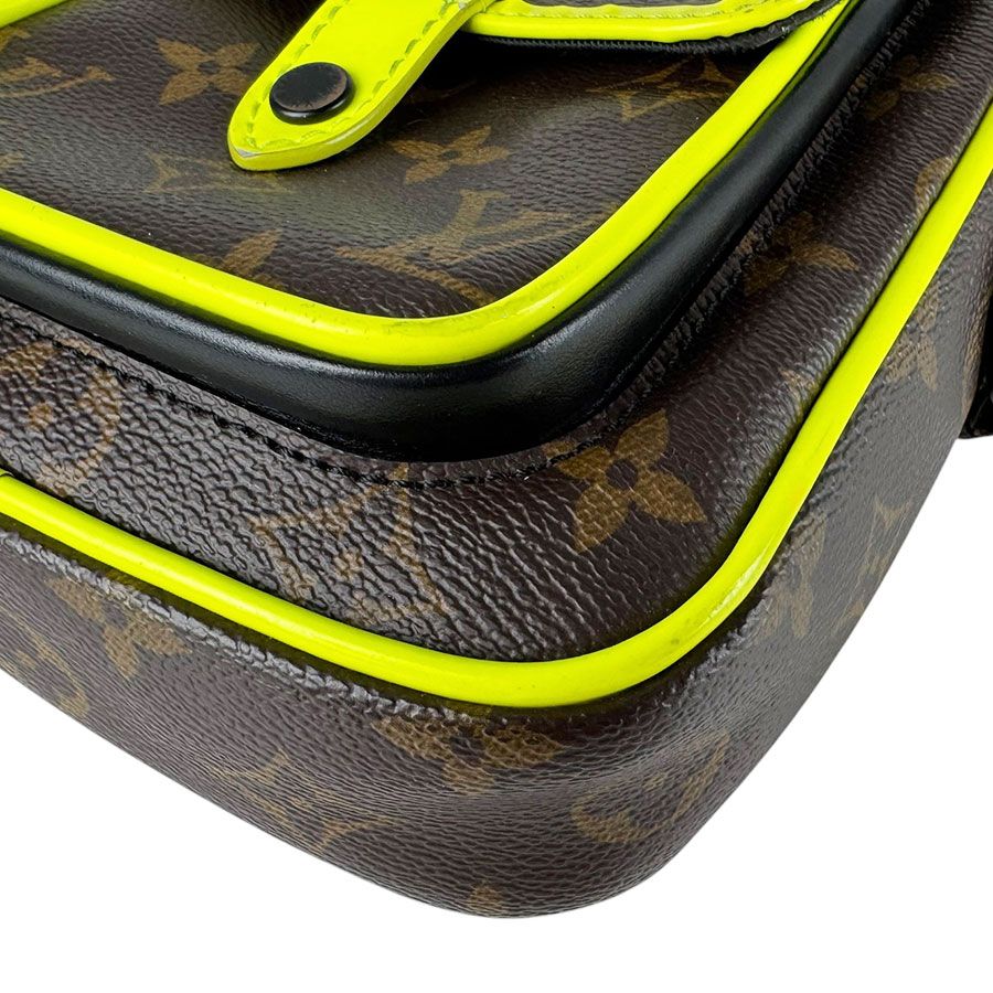 Louis Vuitton Shoulder Bag Monogram Macassar Christopher Wearable — view 8