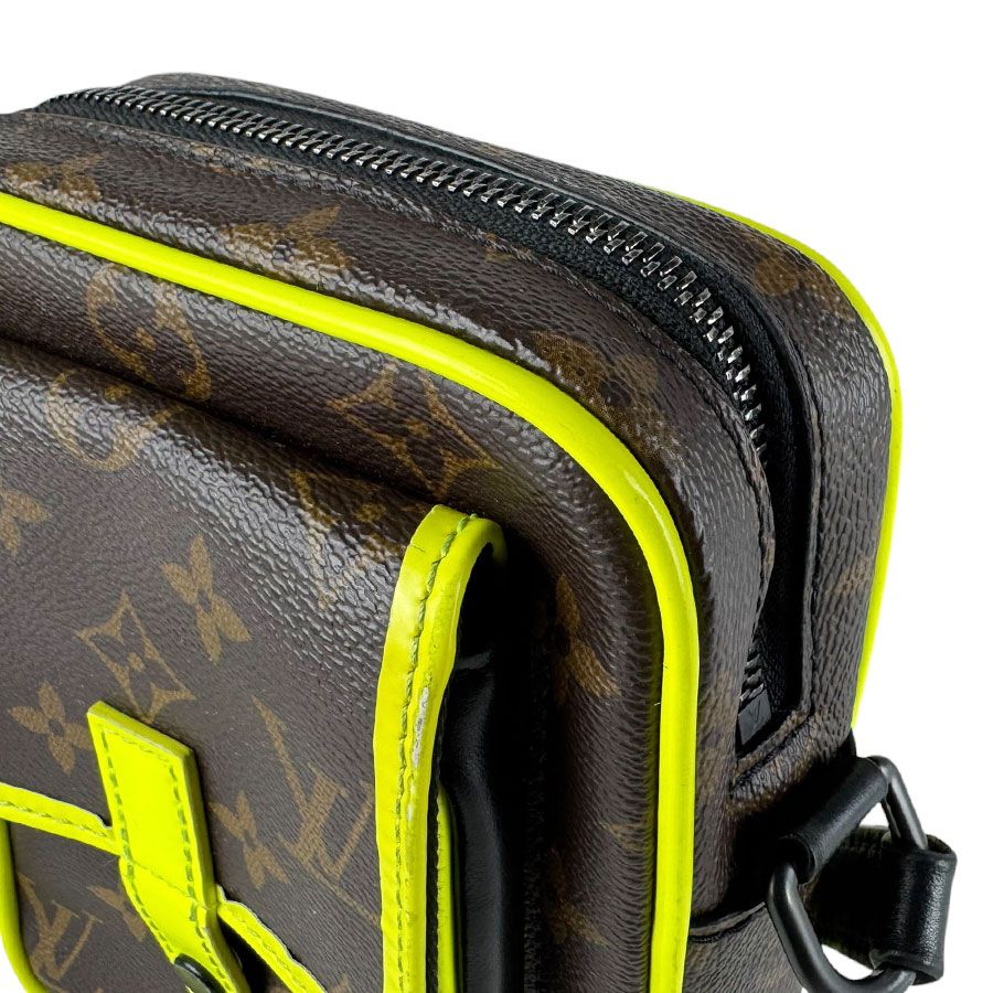 Louis Vuitton Shoulder Bag Monogram Macassar Christopher Wearable — view 6