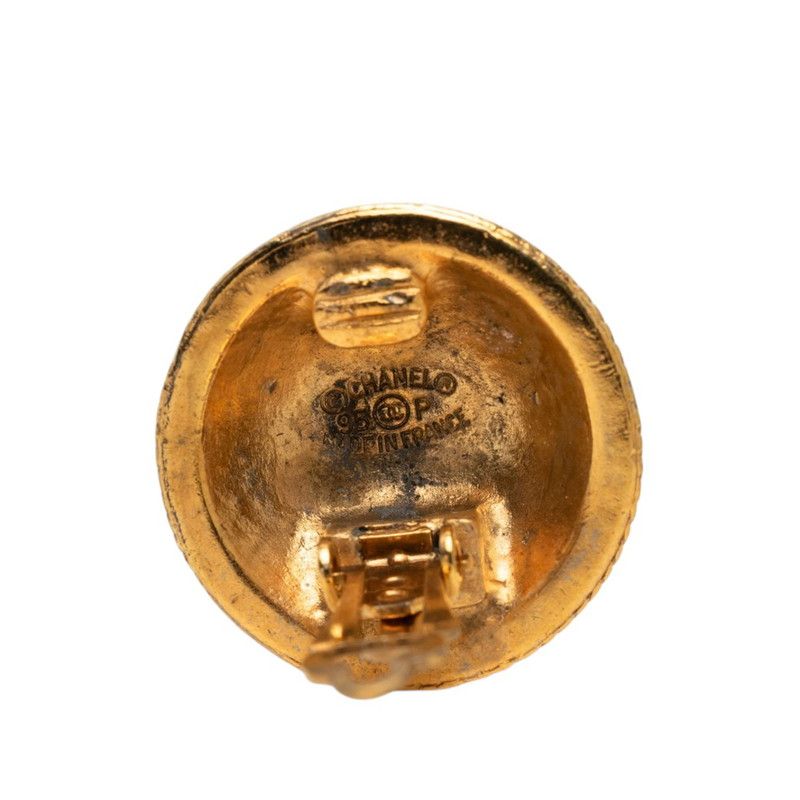 Chanel CC Logo Round Vintage Earrings 95P Gold Plated — view 3