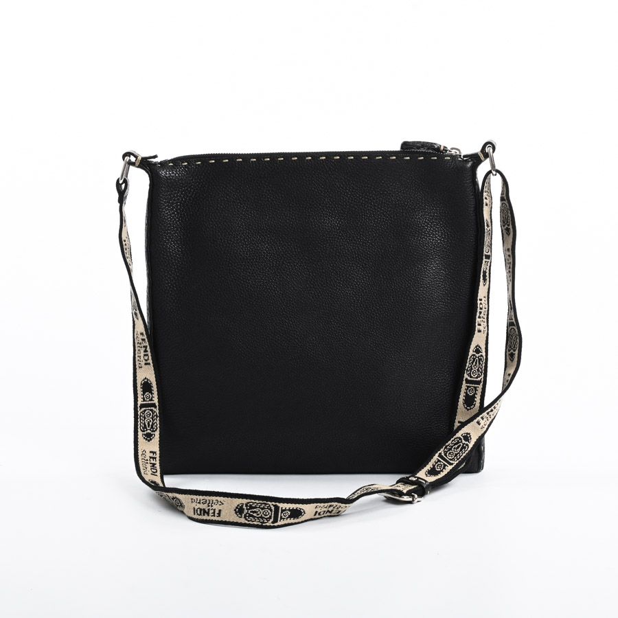 Fendi Shoulder Bag Black — view 3