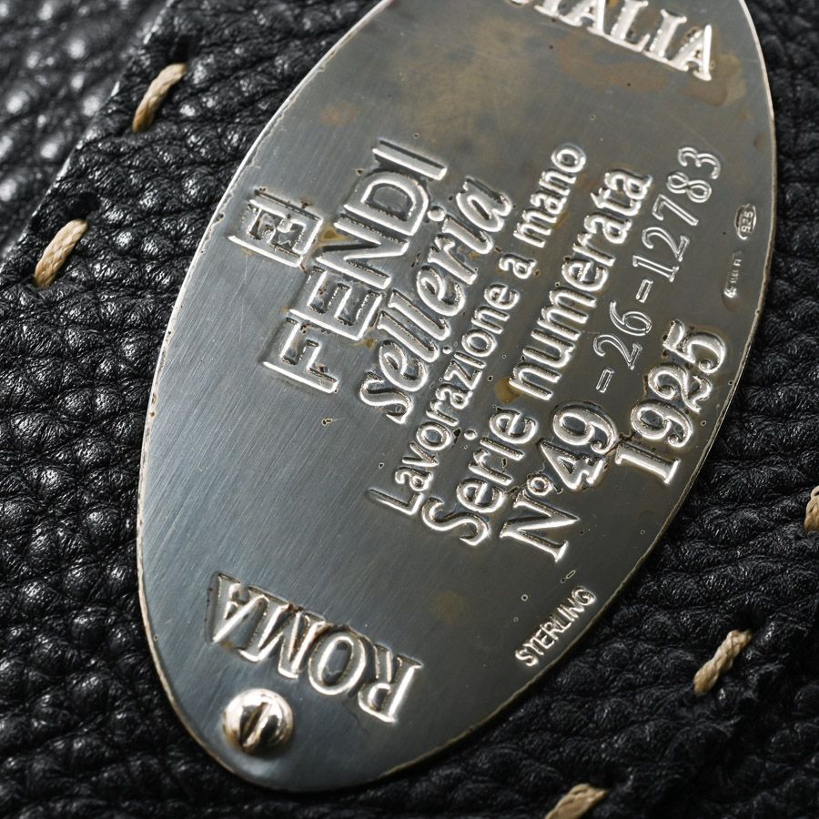 Fendi Shoulder Bag Black — view 7