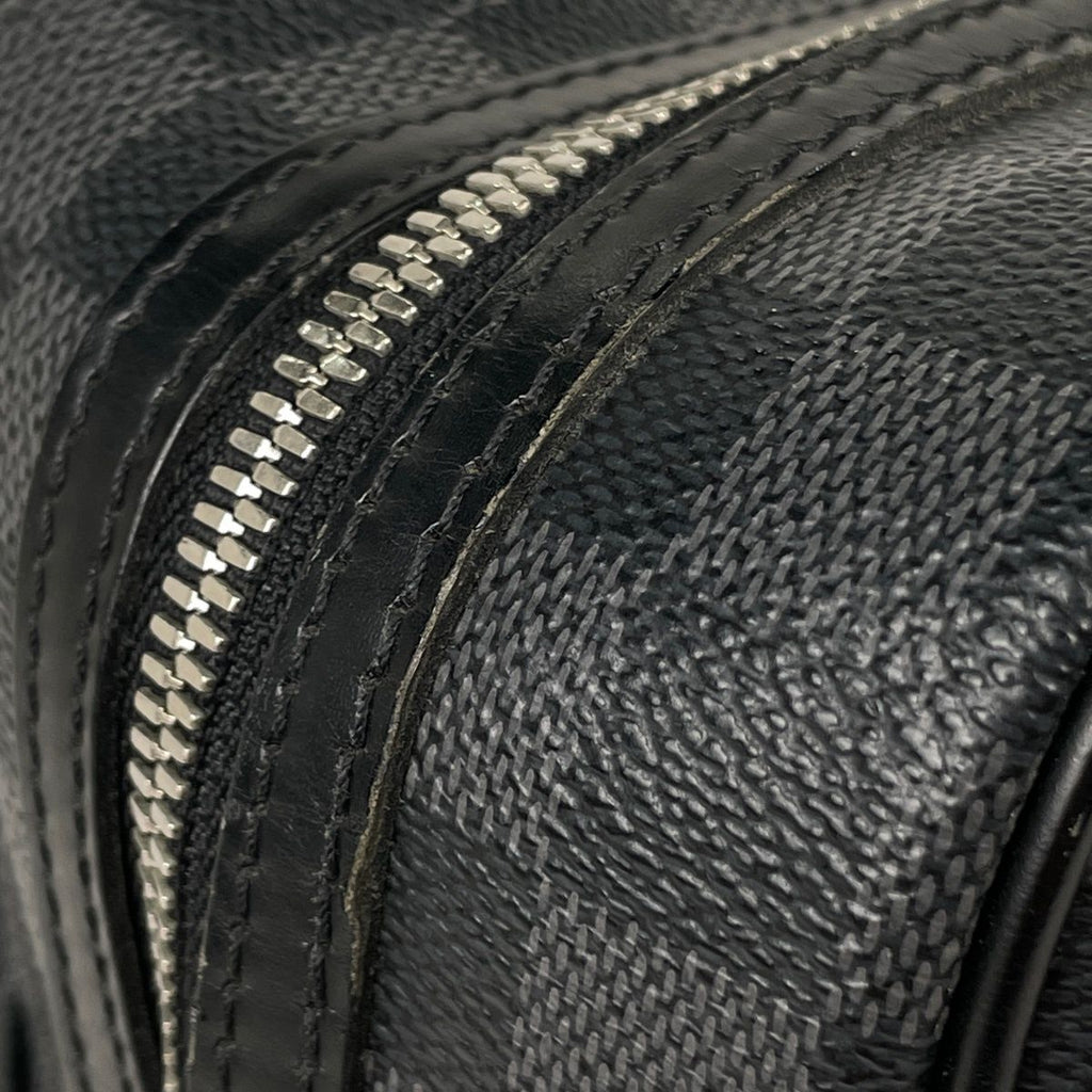 Louis Vuitton Shoulder Bag Damier Graphite Noir — view 5