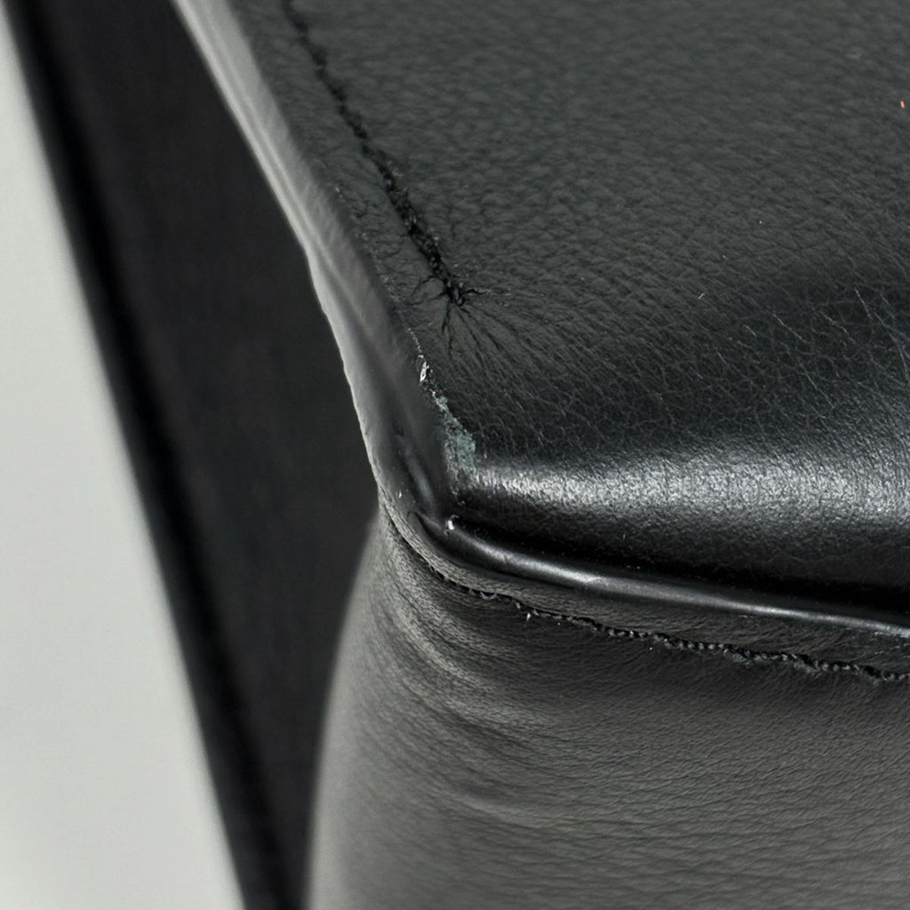 Loewe Tote Bag Anagram Buckle Horizontal Leather Black — view 3