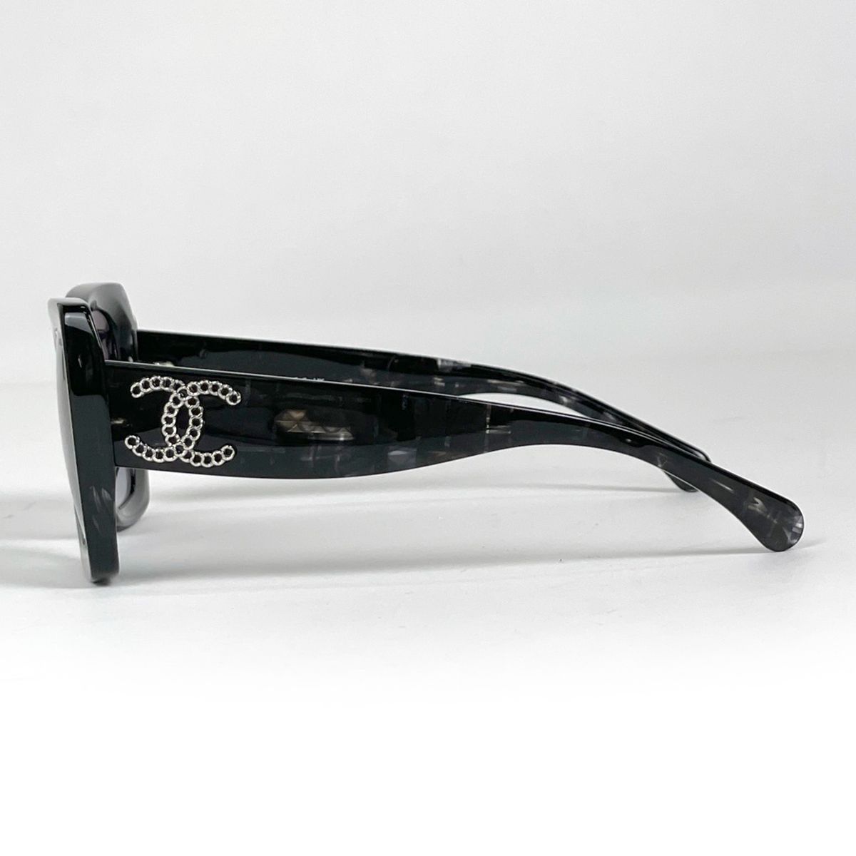 Chanel Square Shape Sunglasses CC Logo Tweed Acetate Black Eyewear — view 2