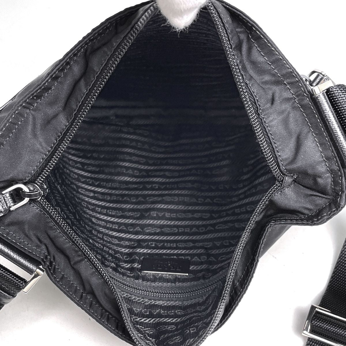 Prada Shoulder Bag Nylon Nero — view 7