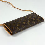 Louis Vuitton Pochette Twin GM Shoulder Bag Clutch 2-Way Monogram Brown — view 2