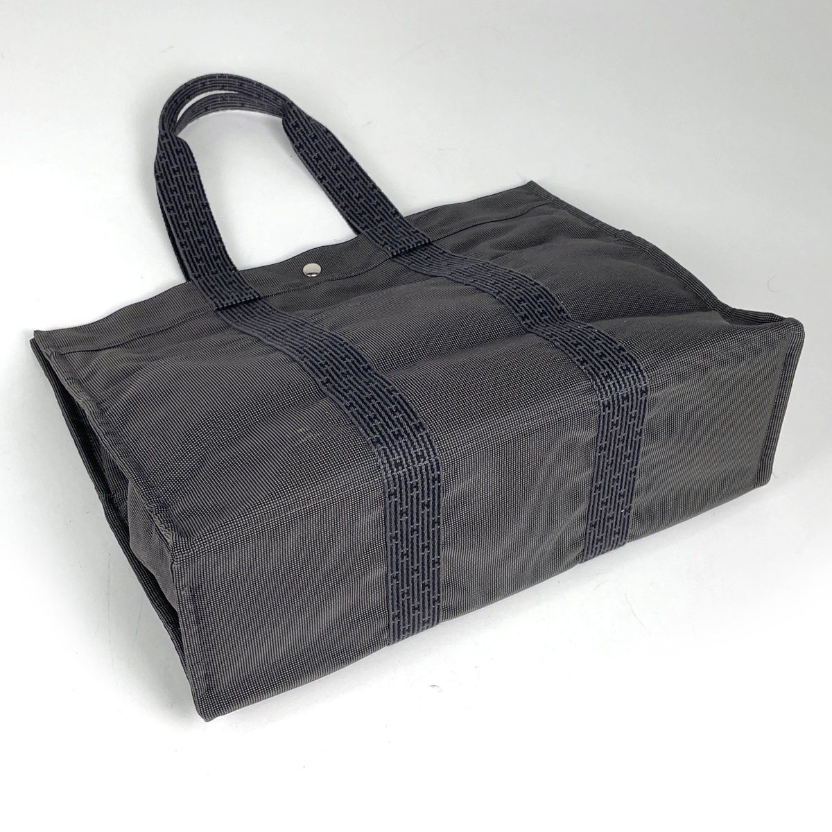 Hermes Herline Tote Bag GM Nylon Canvas Gray Black — view 2