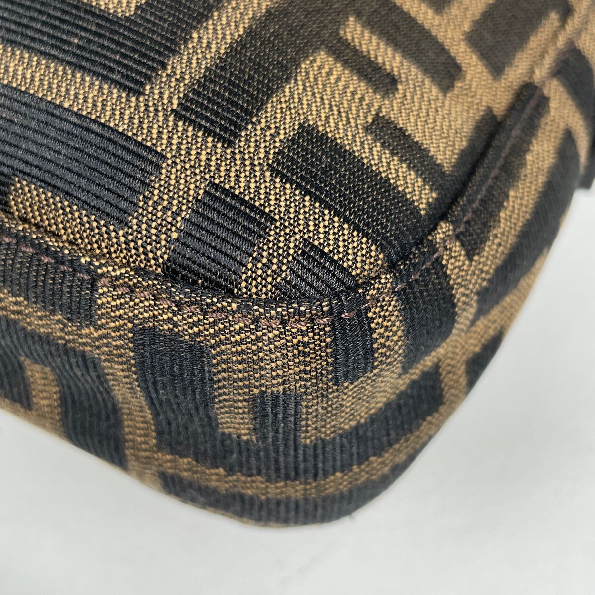 Fendi Shoulder Bag Zucca Pattern Mamma Baguette Canvas Brown — view 3