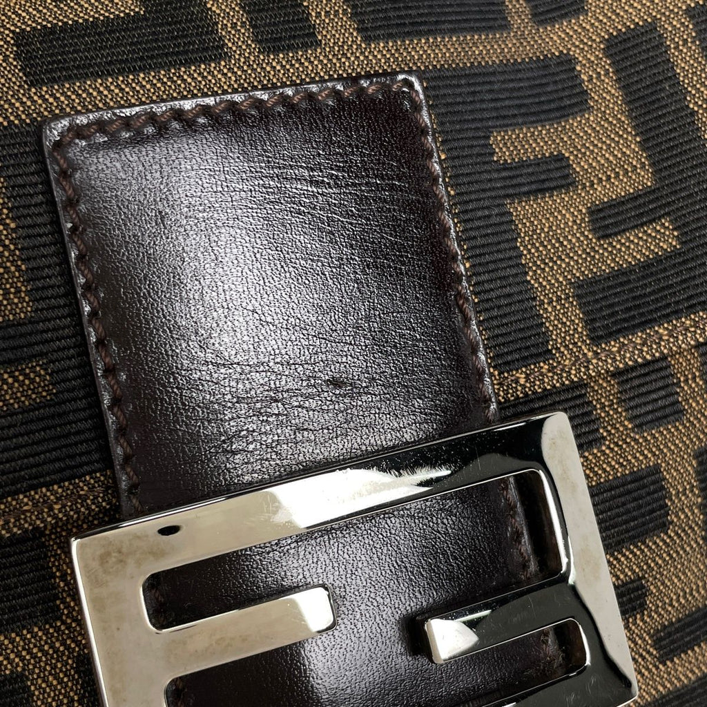 Fendi Shoulder Bag Zucca Pattern Mamma Baguette Canvas Brown — view 4