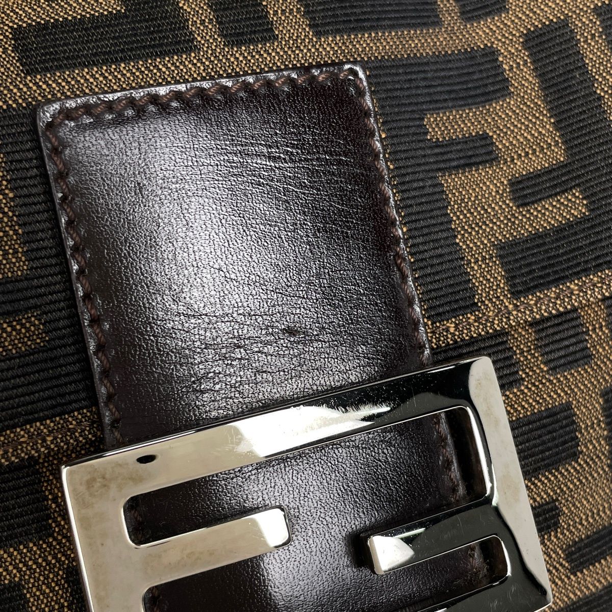 Fendi Shoulder Bag Zucca Pattern Mamma Baguette Canvas Brown — view 4