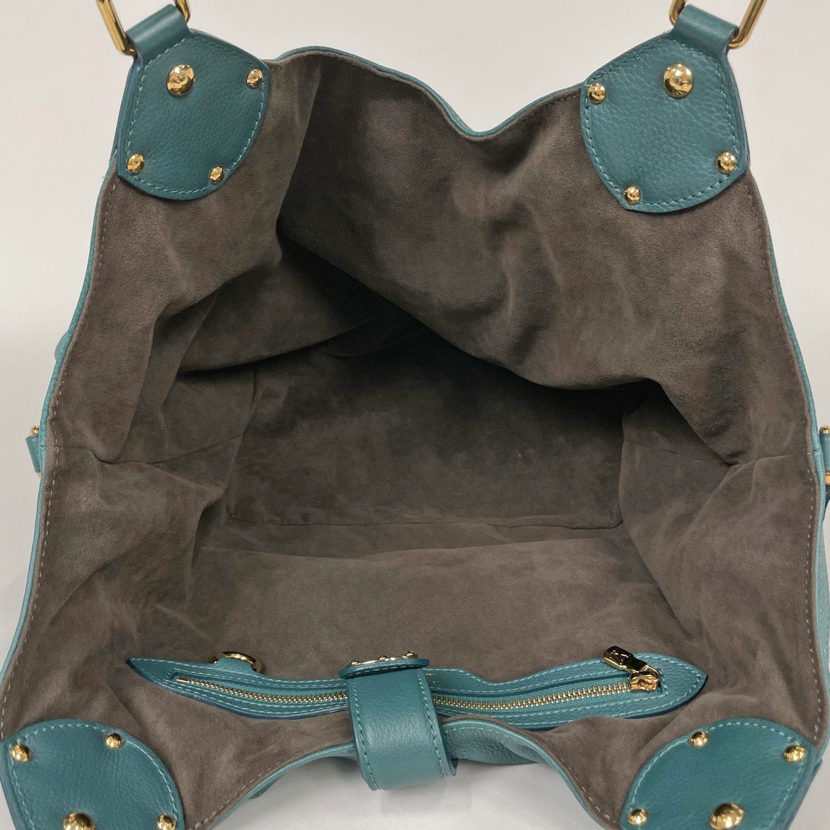 Louis Vuitton Mahina L Shoulder Bag Monogram Lagon — view 6