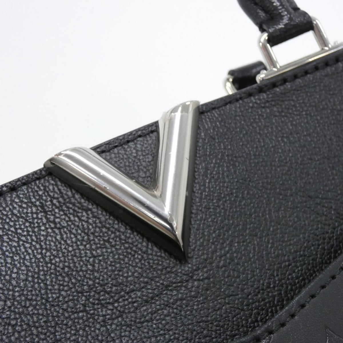 Louis Vuitton Very Zip Tote Bag — view 6