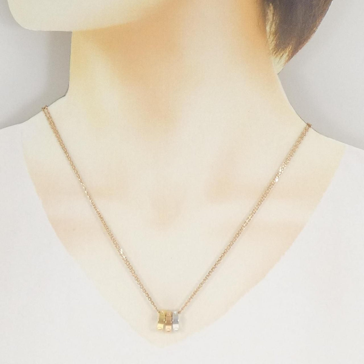 Louis Vuitton Empreinte Toior Necklace — view 6
