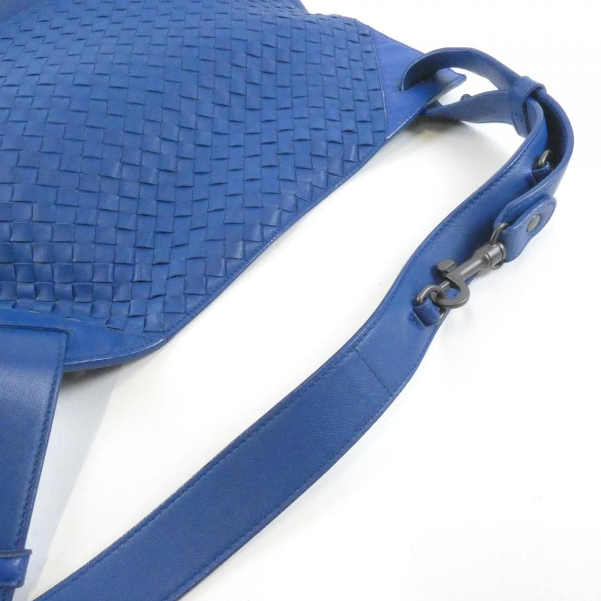 Bottega Veneta Shoulder Bag — view 8