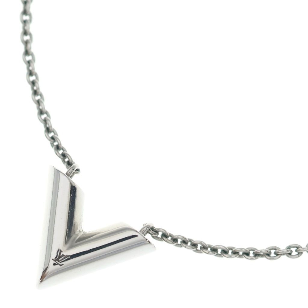 Louis Vuitton Essential V Pendant Chain Silver