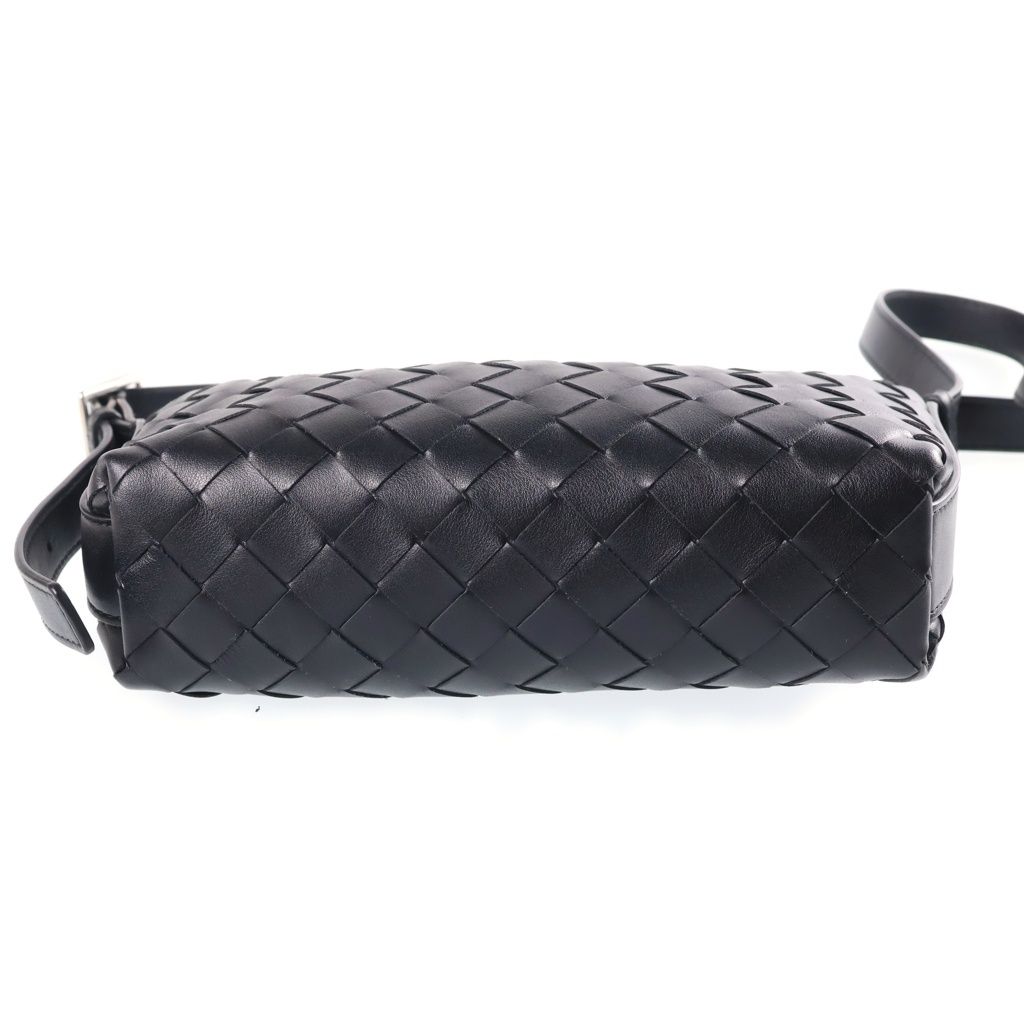Bottega Veneta Traveler Phone Pouch Calfskin Black — view 4