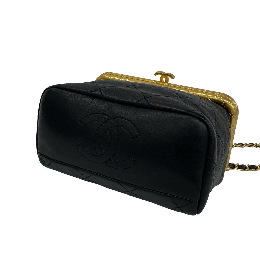 Chanel Quilted CC Logo Lambskin 2-Way Shoulder Bag Black — view 8