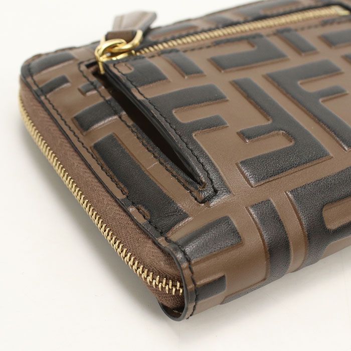 Fendi FF Diamond Bifold Wallet Calfskin — view 7