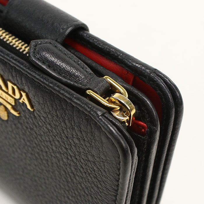 Prada Daino Color Bifold Wallet Leather — view 8