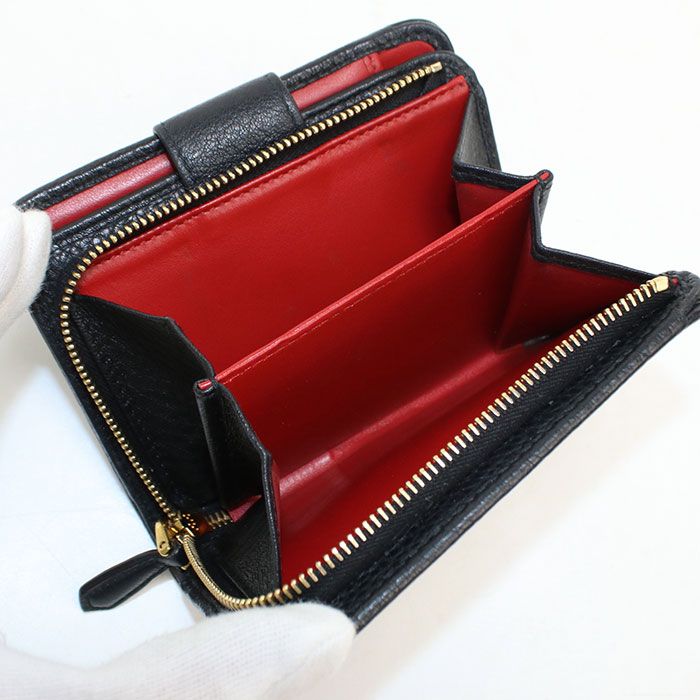 Prada Daino Color Bifold Wallet Leather — view 5