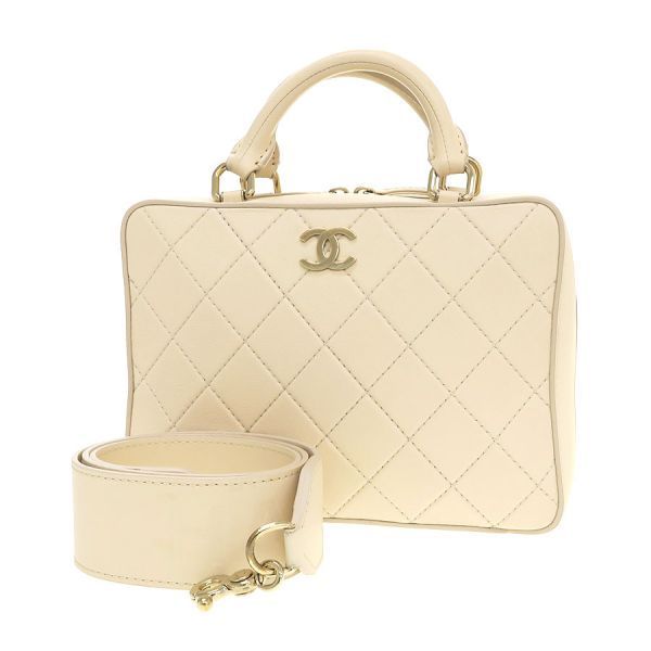Chanel Quilted 2-Way Wallet