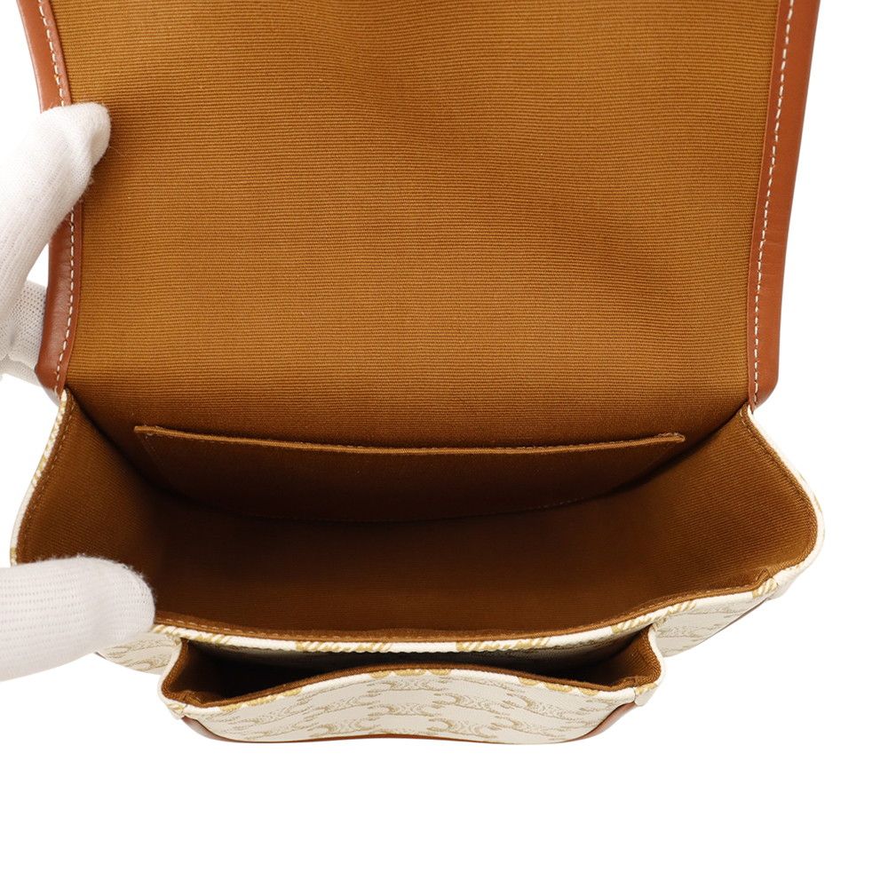 Celine Shoulder Bag Medium Folco Triomphe Calfskin White — view 6