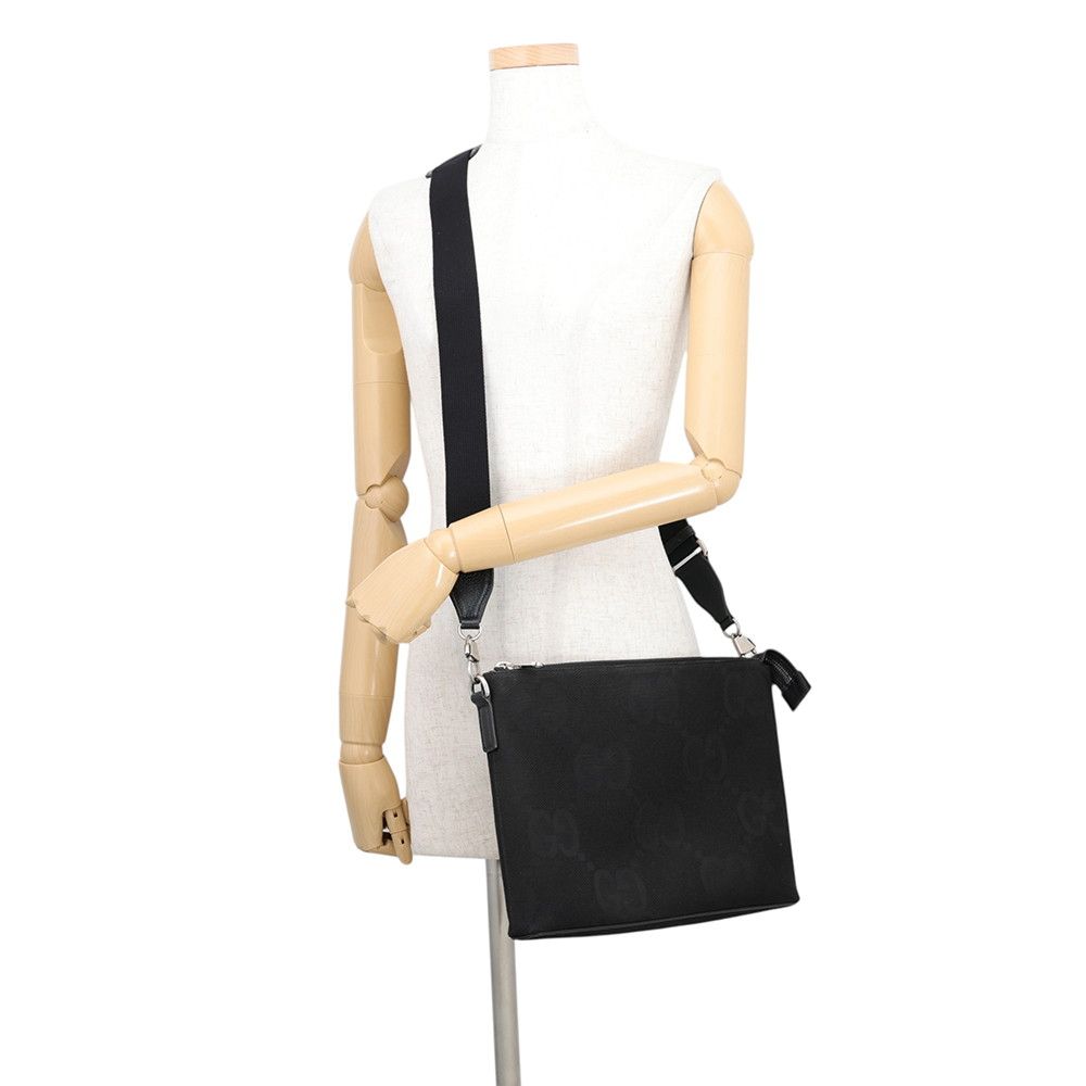 Gucci Shoulder Bag Jumbo GG Canvas Black 2-Way Clutch — view 5