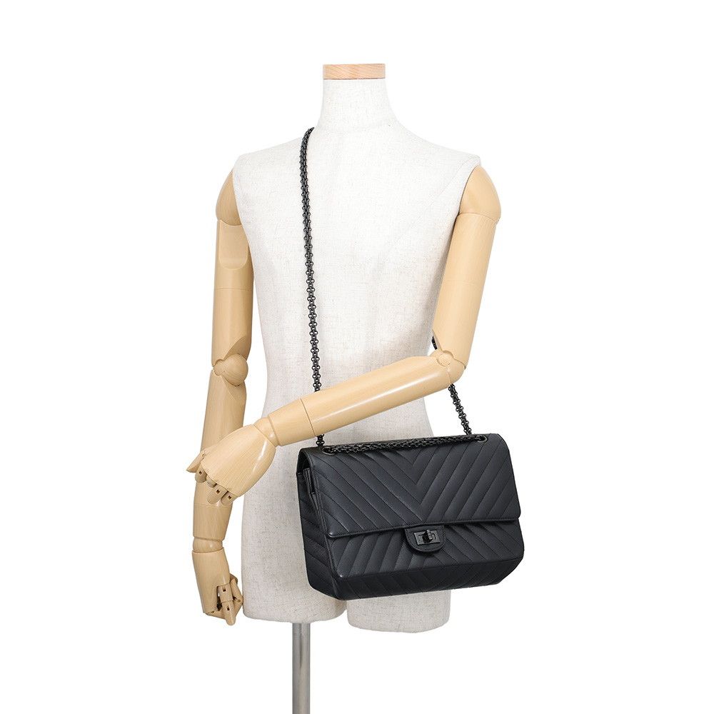 Chanel Chain Shoulder Bag 2.55 Chevron Aged Calfskin Black — view 5